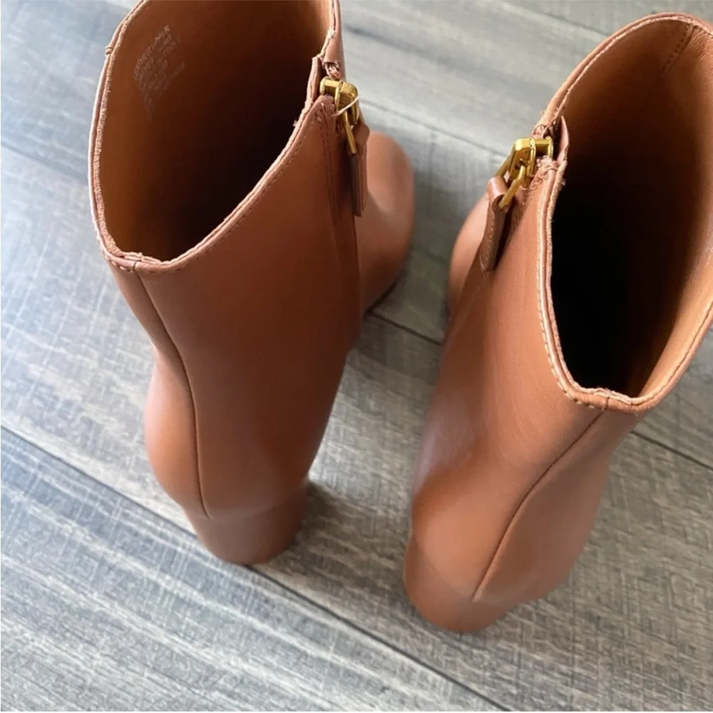 NWT Tory Burch Brooke Tan Camel Ankle Booties Leather Classic Size 11